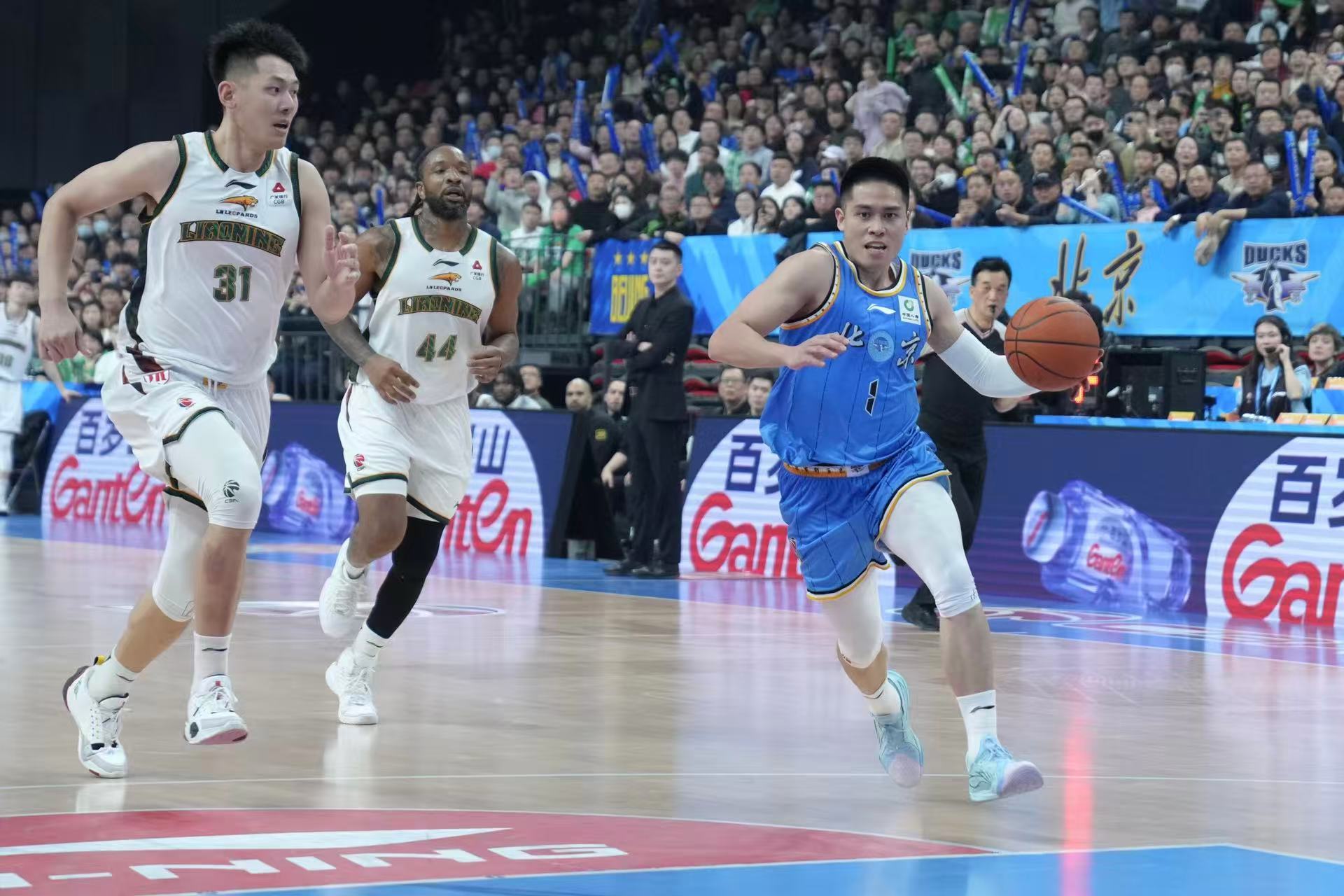 力克强敌辽宁队 北京北汽队开局三连胜 力克强敌辽宁队 北京北汽队开局三连胜