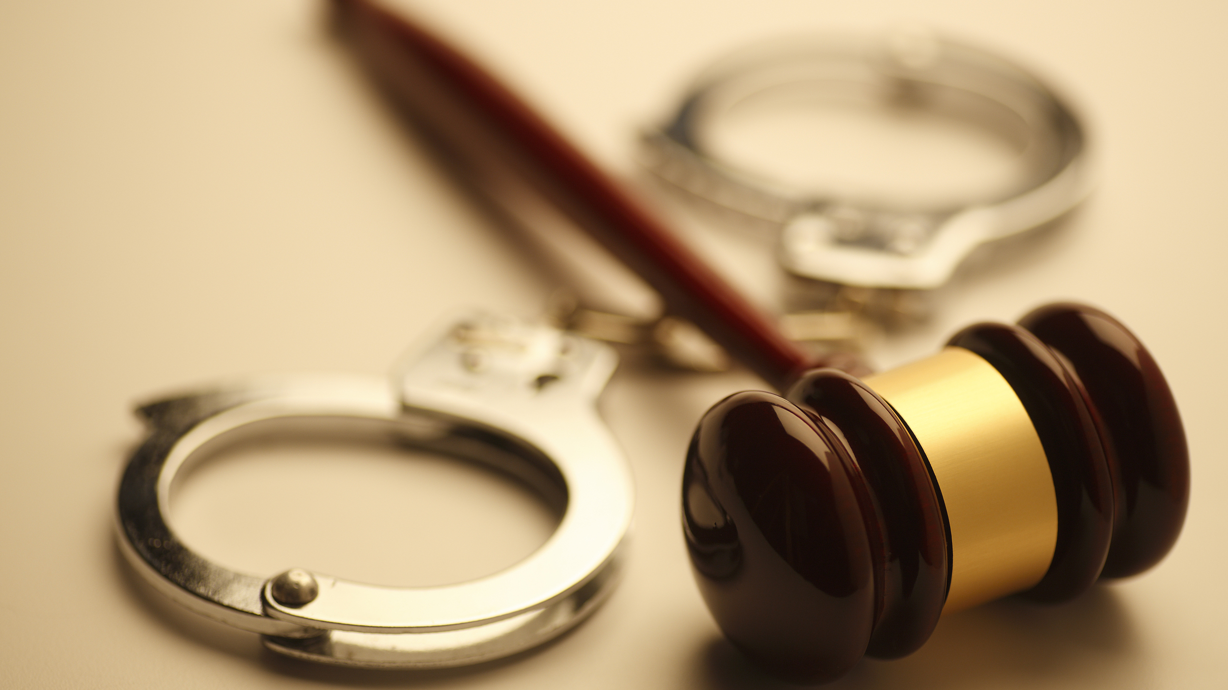 广西检察机关依法对刘星泰涉嫌受贿案提起公诉 广西检察机关依法对刘星泰涉嫌受贿案提起公诉