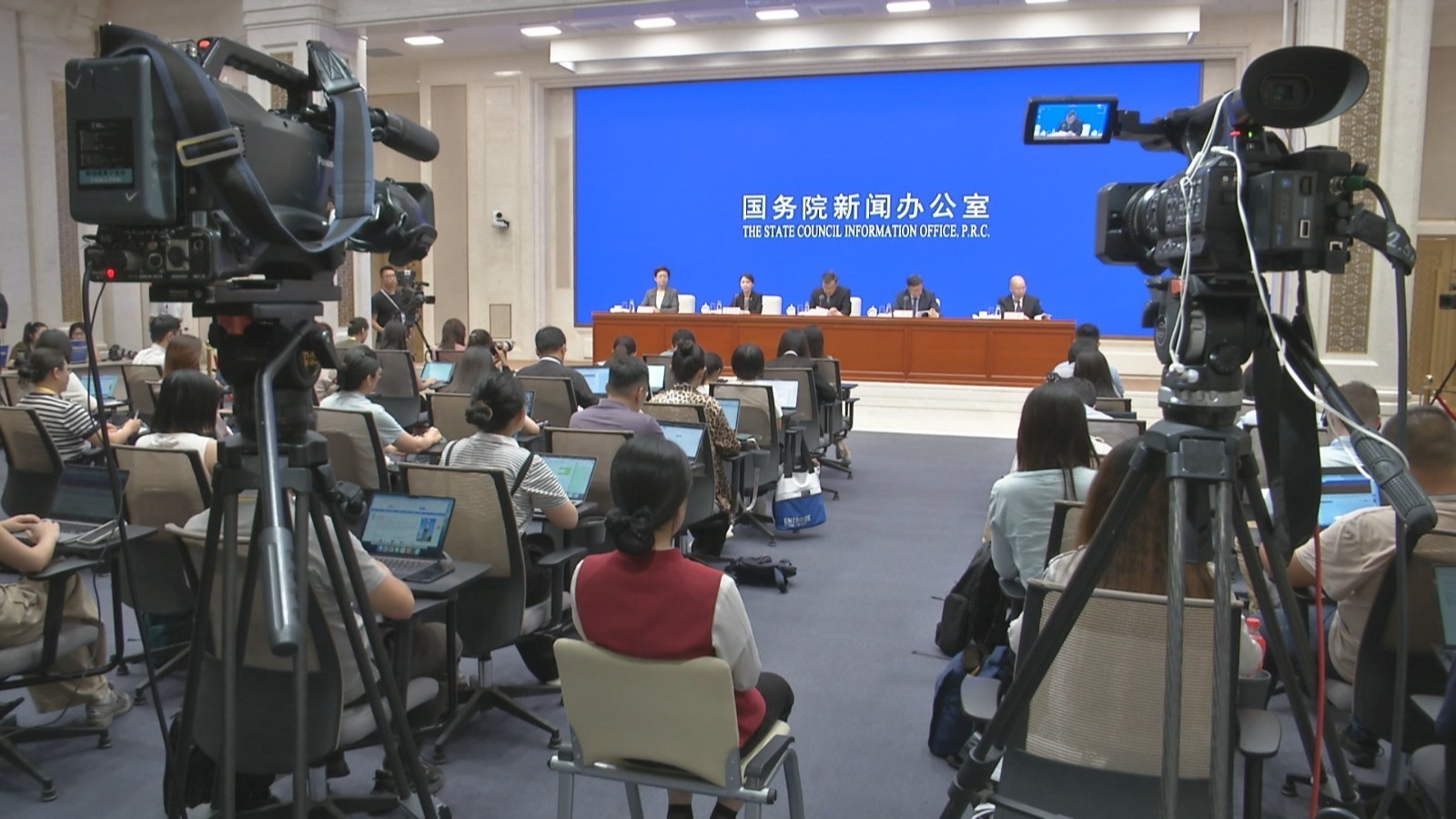 房地产迎来利好!商业银行已审批“白名单”项目5392个 房地产迎来利好!商业银行已审批“白名单”项目5392个