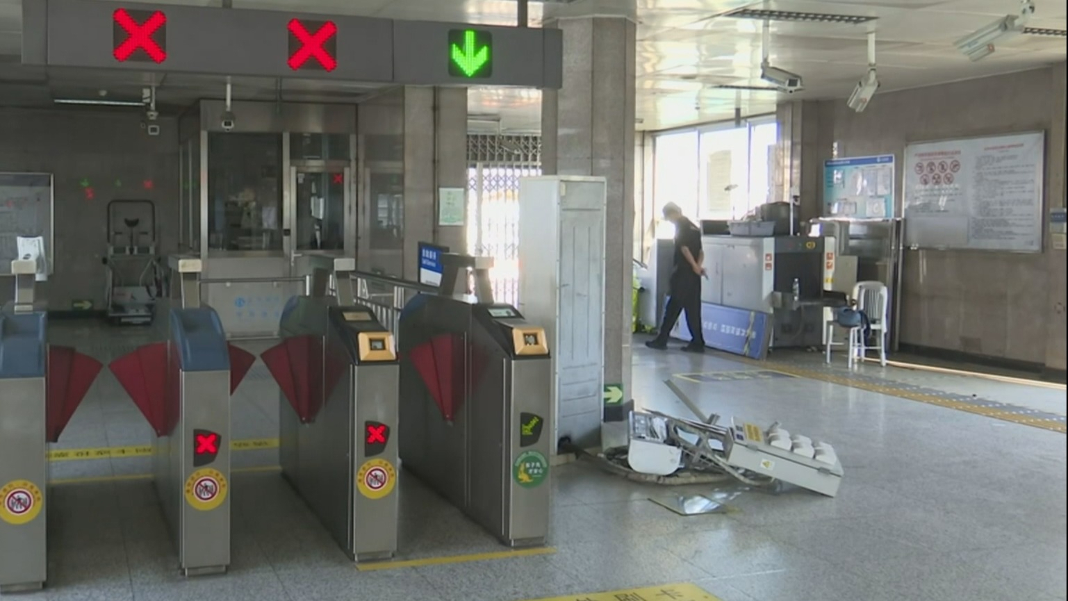 配合1号线支线施工 八角游乐园地铁站封闭两年 配合1号线支线施工 八角游乐园地铁站封闭两年