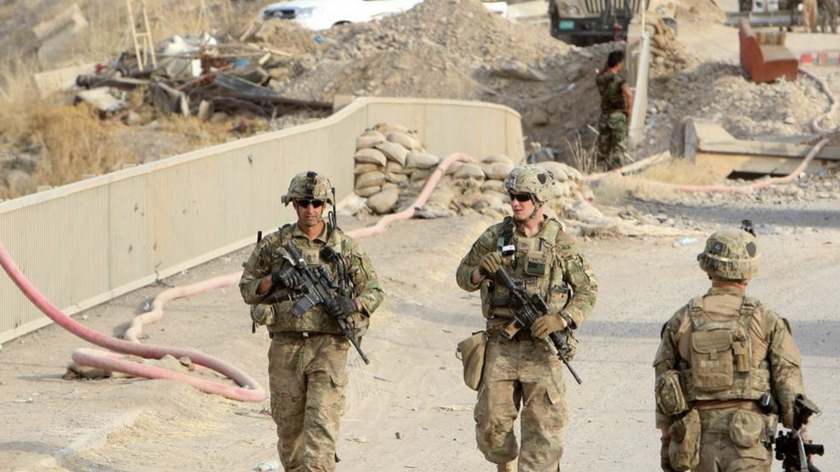 美军将叙利亚一基地驻军调往伊拉克 美军将叙利亚一基地驻军调往伊拉克