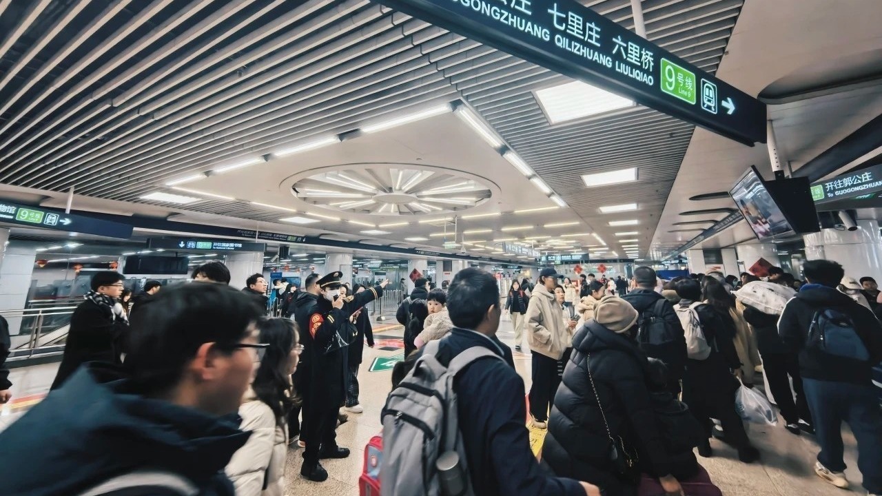 延时加开,暖心护航!地铁伴您“马”上回家 延时加开,暖心护航!地铁伴您“马”上回家