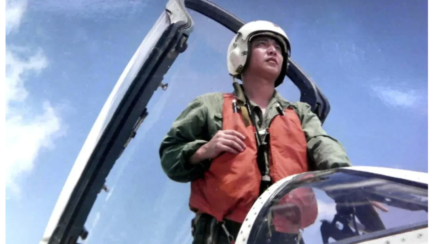 呼叫81192!甲板已清空,永远等你返航! 呼叫81192!甲板已清空,永远等你返航!