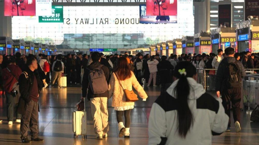 2月12日全国铁路计划加开旅客列车2039列 2月12日全国铁路计划加开旅客列车2039列