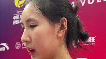 北京女排17岁的副攻金佳宝亮相,她的表现让人眼前一亮,未来可期! 北京女排17岁的副攻金佳宝亮相,她的表现让人眼前一亮,未来可期!
