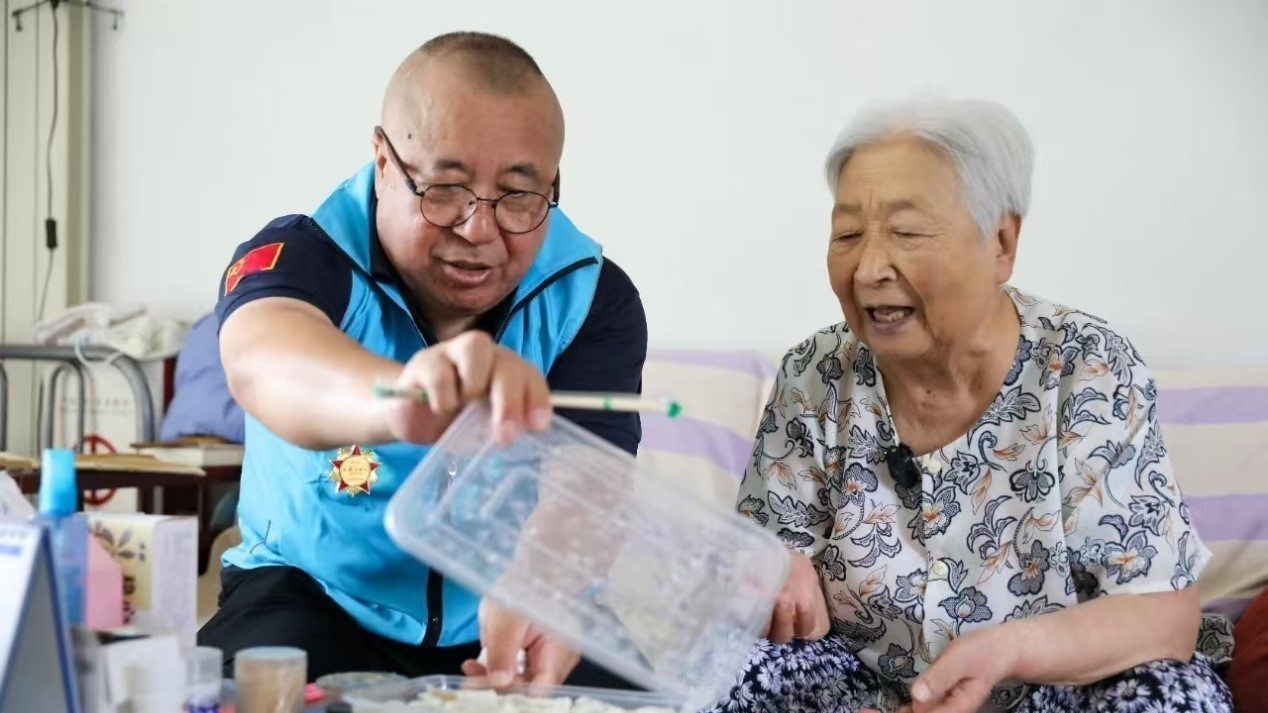 首都文明播报：“寻找温暖的小店”背后是一个个温暖的爱心故事