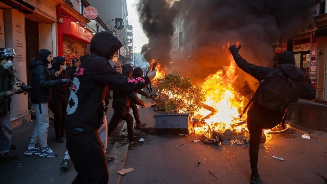 欧洲街头动荡的根源,还没解决 欧洲街头动荡的根源,还没解决