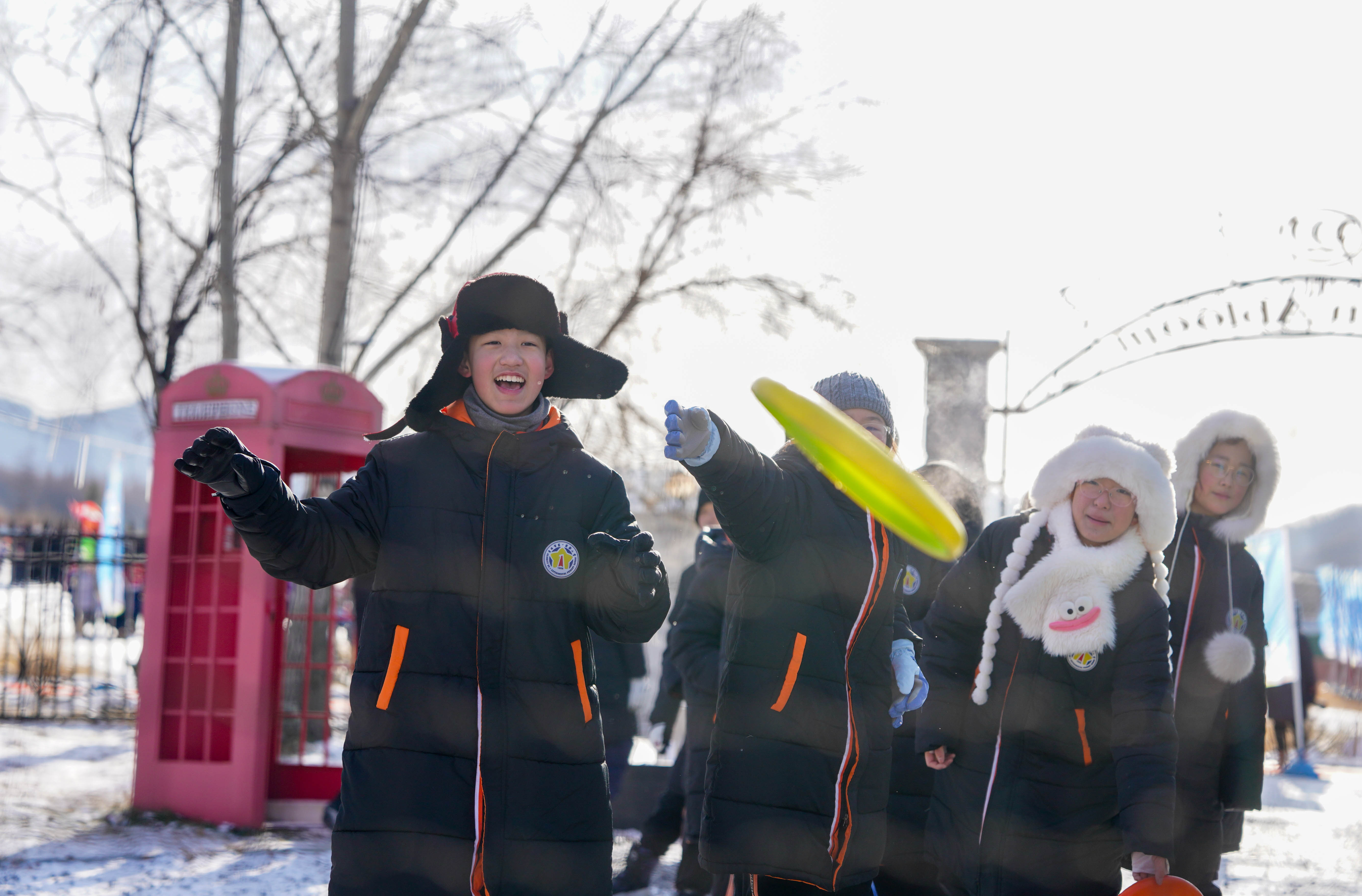 爱上冰雪、强健体魄、带动消费——吉林省“冰雪假期” 爱上冰雪、强健体魄、带动消费——吉林省“冰雪假期”