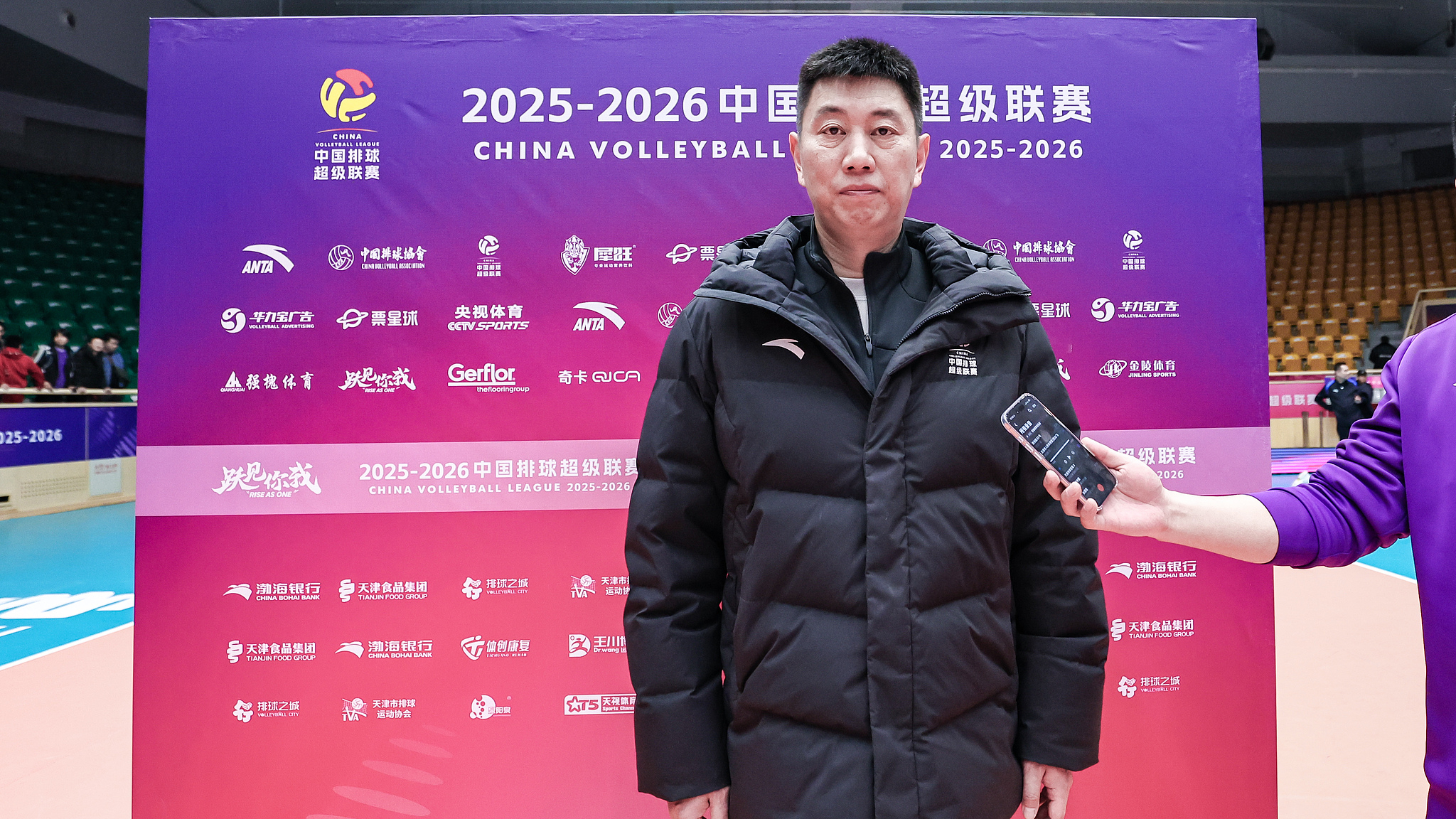 北京男排苦战四局以1-3不敌天津男排 北京男排苦战四局以1-3不敌天津男排