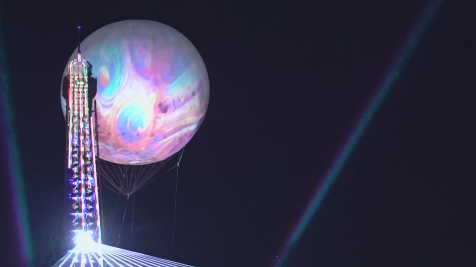 月满山河 家国同庆丨非遗彩灯邂逅中秋之夜 中秋国庆彩灯游园会人流如潮 月满山河 家国同庆丨非遗彩灯邂逅中秋之夜 中秋国庆彩灯游园会人流如潮