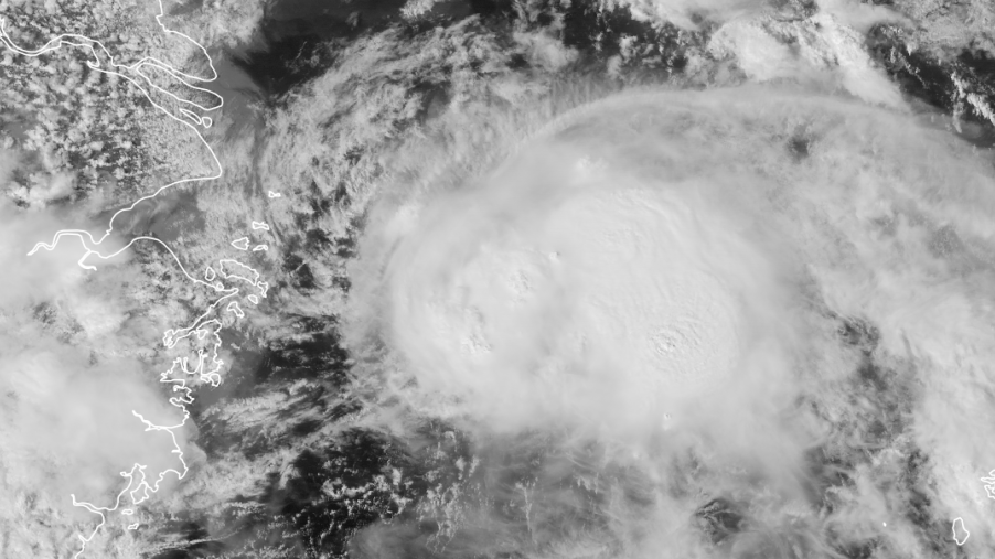 台风二连击！普拉桑路径北调或将登陆上海