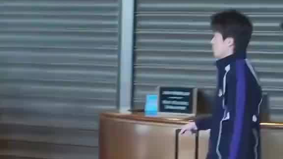 王楚钦上训备战乒超联赛 王楚钦上训备战乒超联赛