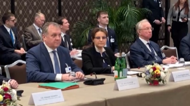 领土问题首上谈判桌 俄乌博弈进入“深水区” 领土问题首上谈判桌 俄乌博弈进入“深水区”