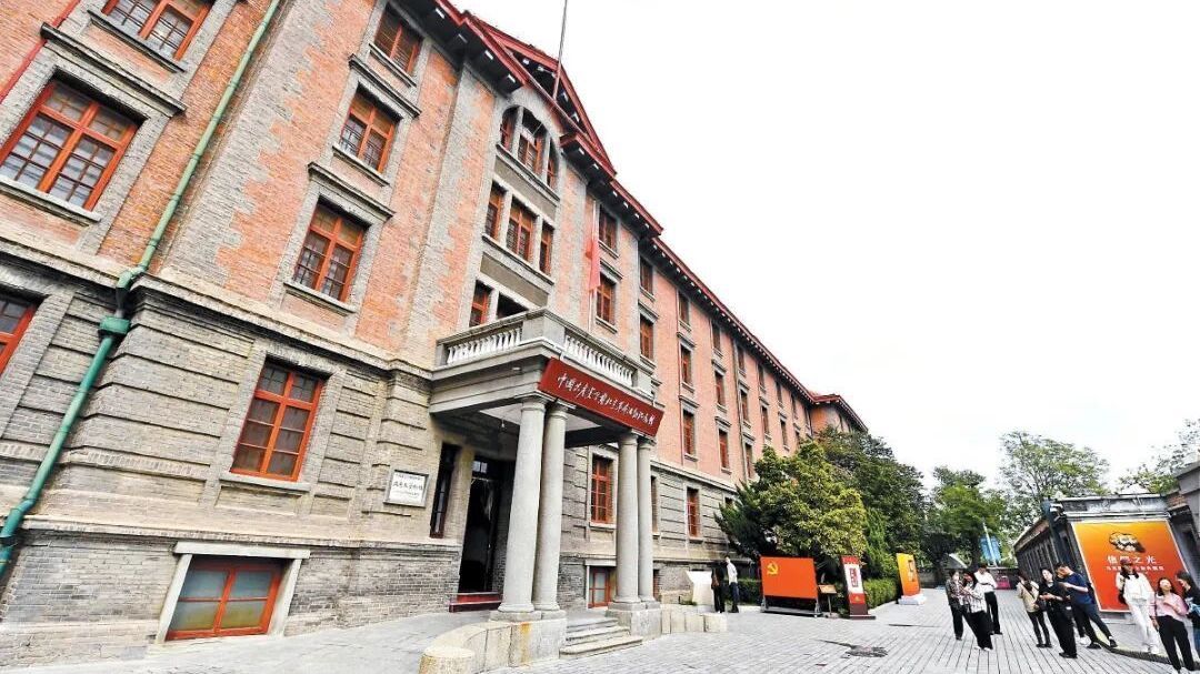 百年回响里传承红色理想与青年担当 百年回响里传承红色理想与青年担当