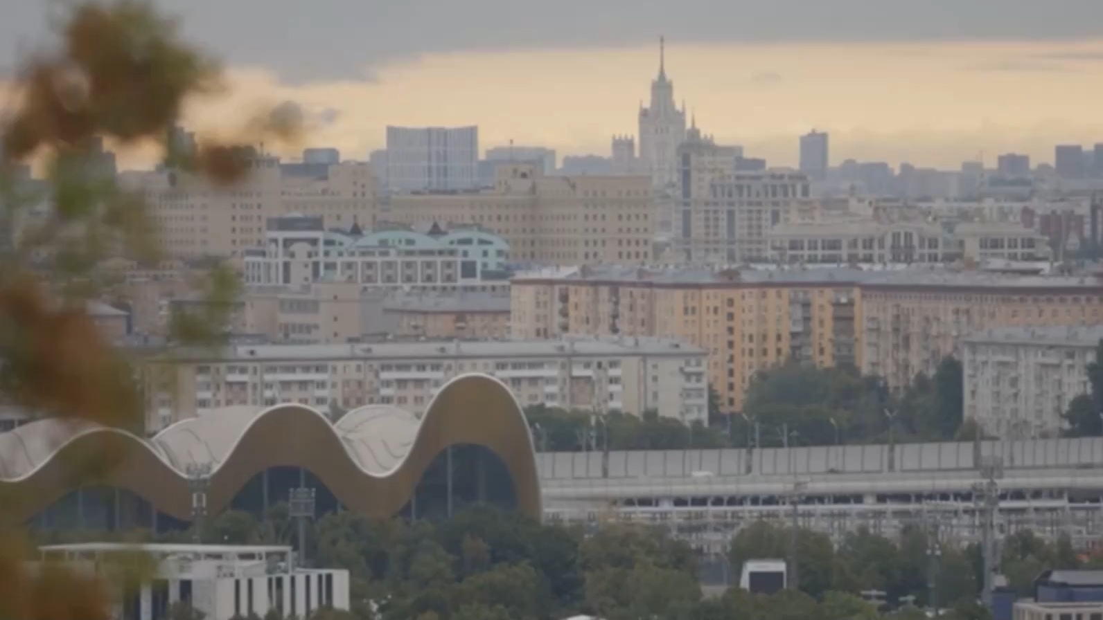 俄罗斯称驱逐一名英国情报部门工作人员