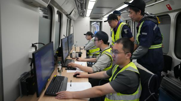 “老列车”搭载“新科技”焕新变身“综合检测官”