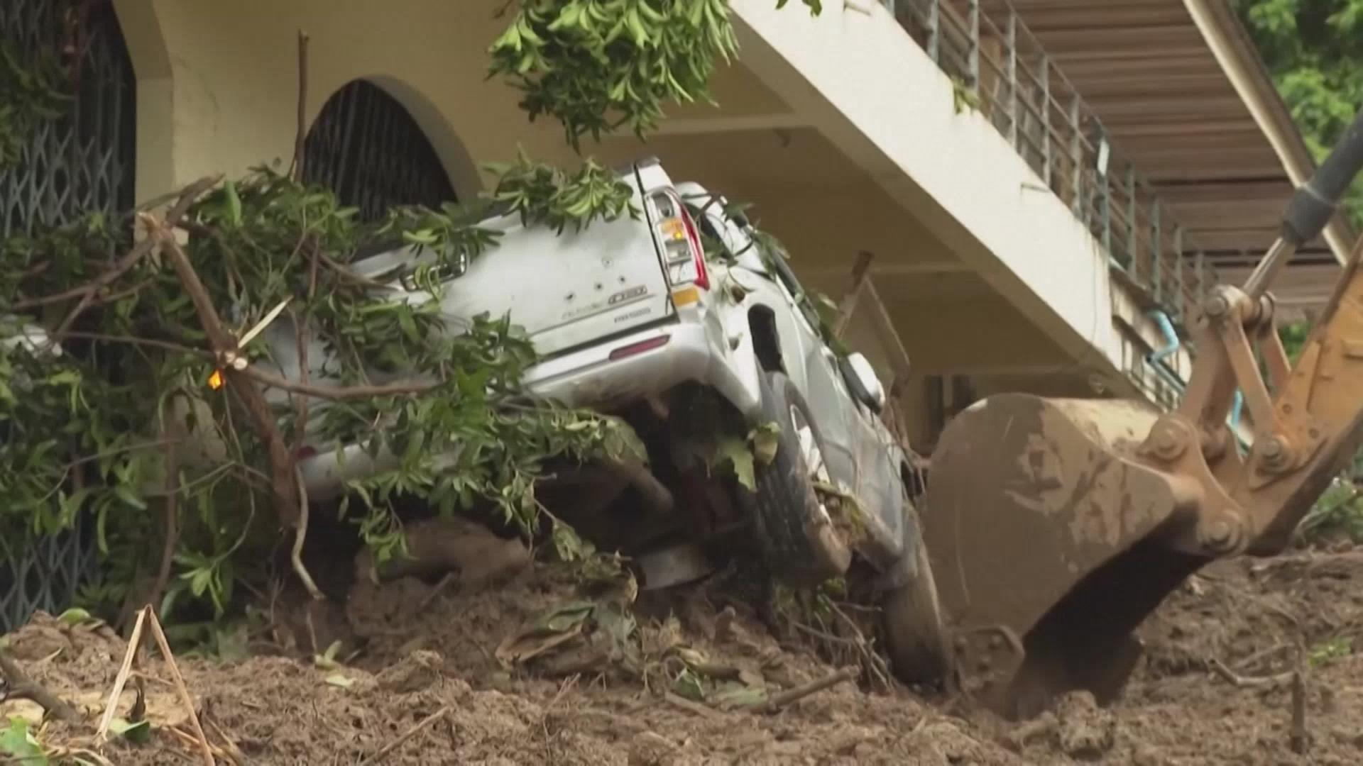 泰国多地强降雨致数十人死亡 数万户家庭受影响 泰国多地强降雨致数十人死亡 数万户家庭受影响