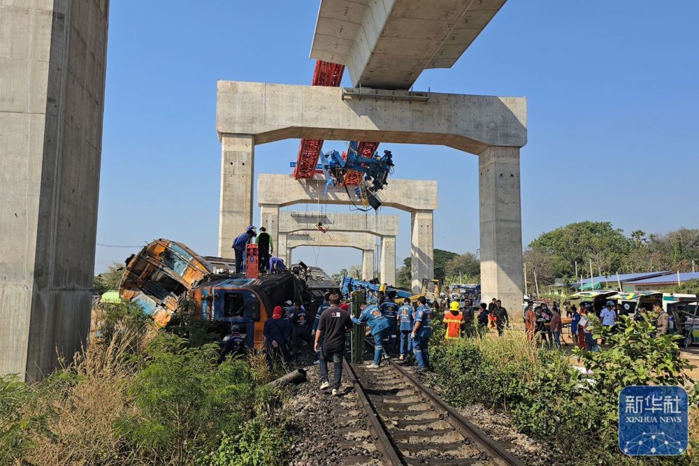 泰国在建铁路事故死亡人数升至29人 泰国在建铁路事故死亡人数升至29人