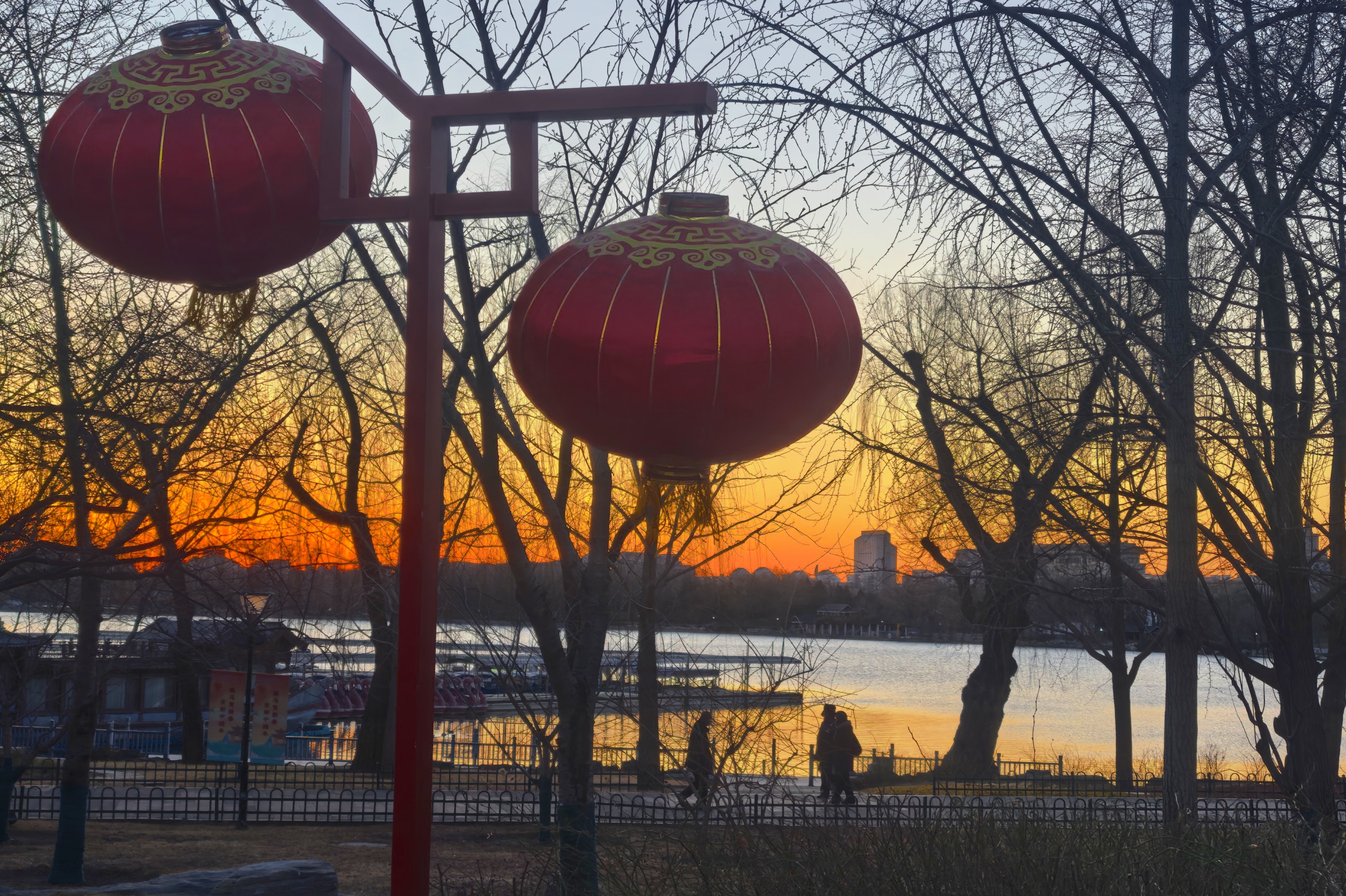 北京元宵夜晴宜赏月，明后两天还有雪