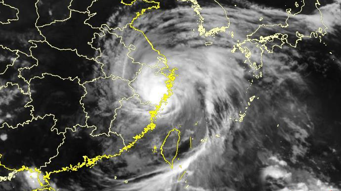 注意防范！“白海豚”可深入内陆制造大范围风雨