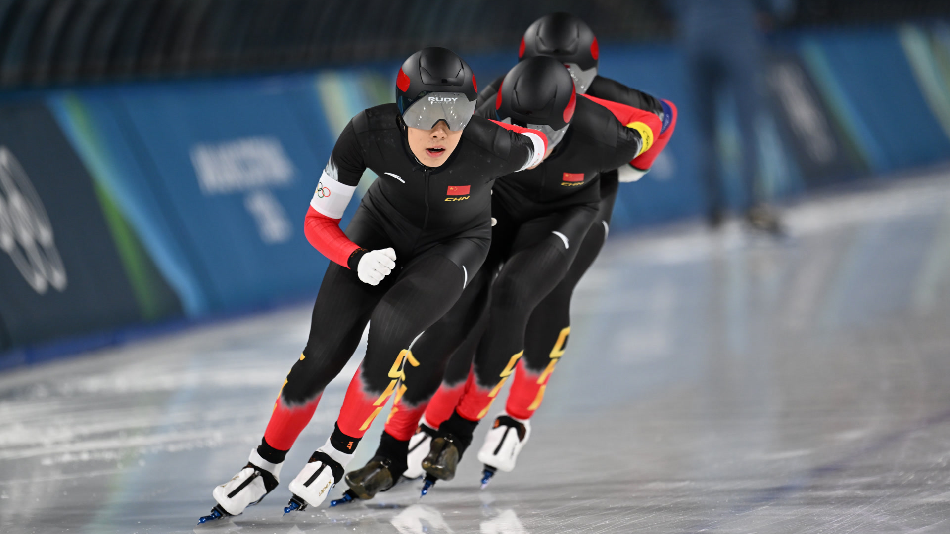 冬奥会2月15日 速滑团体追逐中国队创历史 苏翊鸣晋级坡障决赛 冬奥会2月15日 速滑团体追逐中国队创历史 苏翊鸣晋级坡障决赛