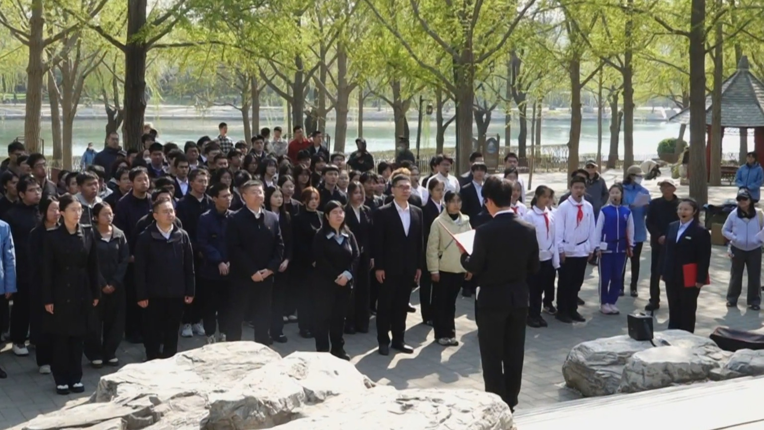 缅怀革命英烈 汲取奋进力量 清明之际全市开展多种形式纪念活动 缅怀革命英烈 汲取奋进力量 清明之际全市开展多种形式纪念活动