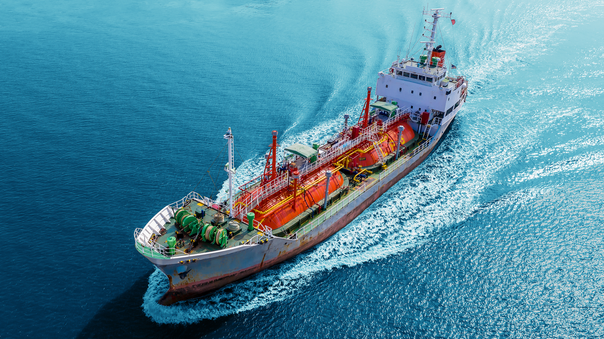 霍尔木兹海峡油轮运输陷入停滞 霍尔木兹海峡油轮运输陷入停滞