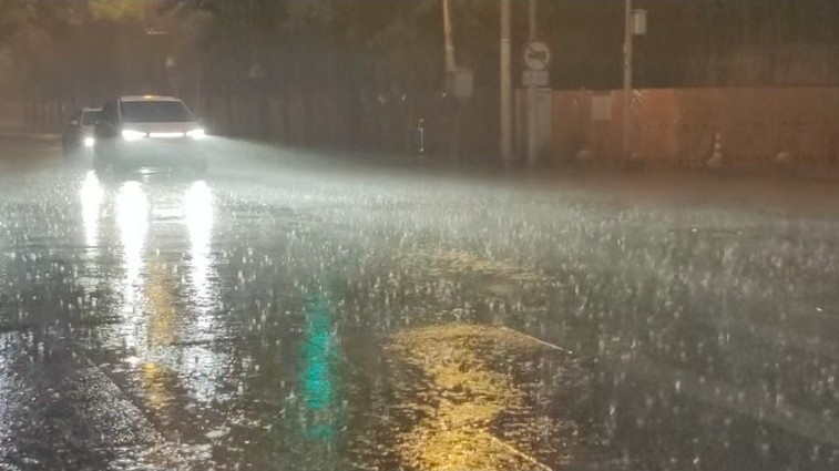 2026年6月16日20时0分升级发布暴雨黄色预警信号，石景山区将出现强降水