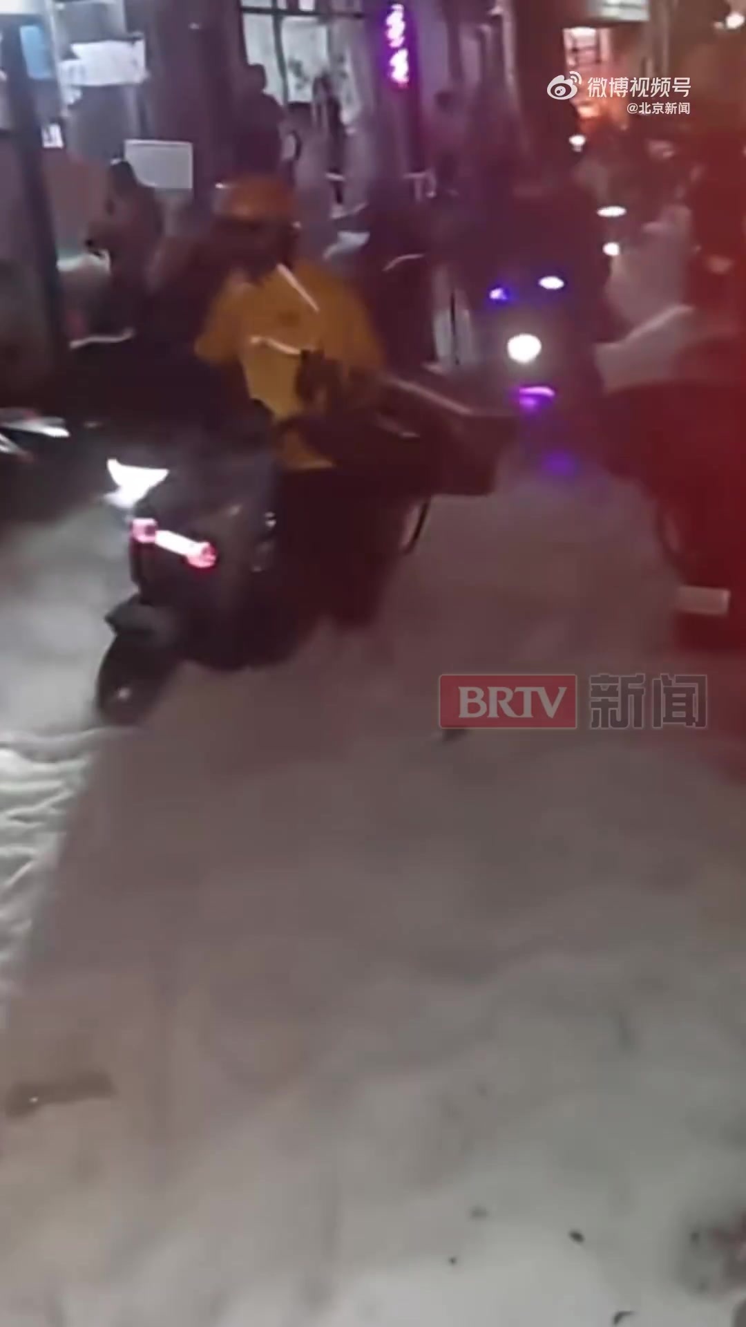 全过程展示！昨晚北京狂风+雷暴+冰雹哪里最猛？