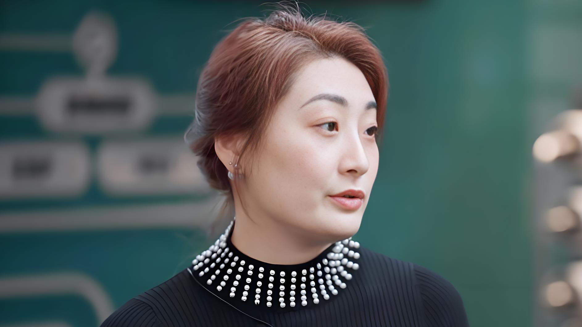 不到两个月再变更！宗馥莉重任宏胜集团法定代表人，严学峰任联络员