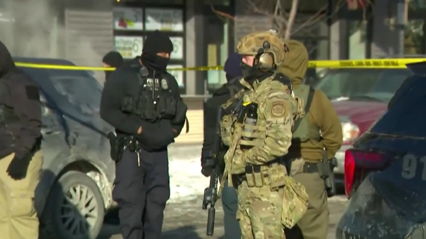 美国土安全部陷入“停摆”，民众“出行噩梦”或重演