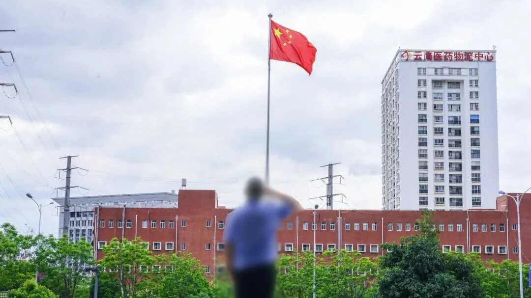 7次因公负伤的禁毒民警转岗后，发了一条朋友圈