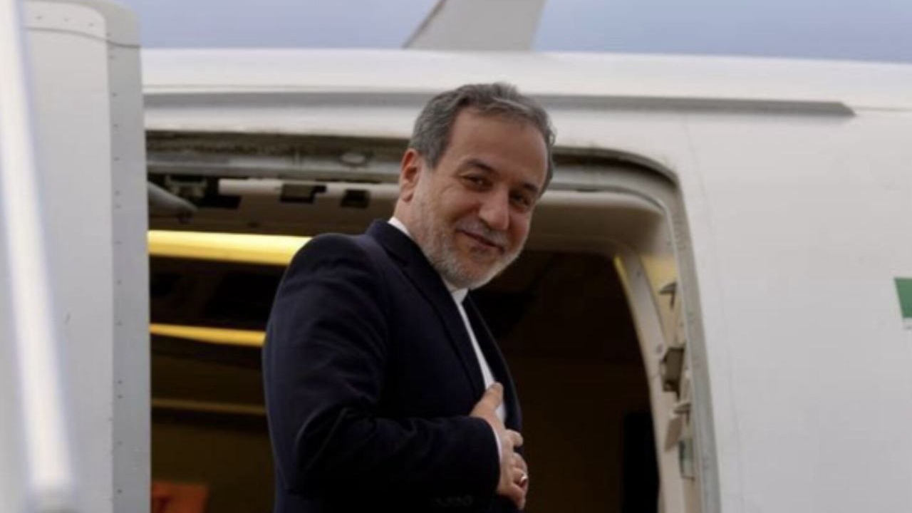 伊朗外长离开阿曼马斯喀特前往巴基斯坦