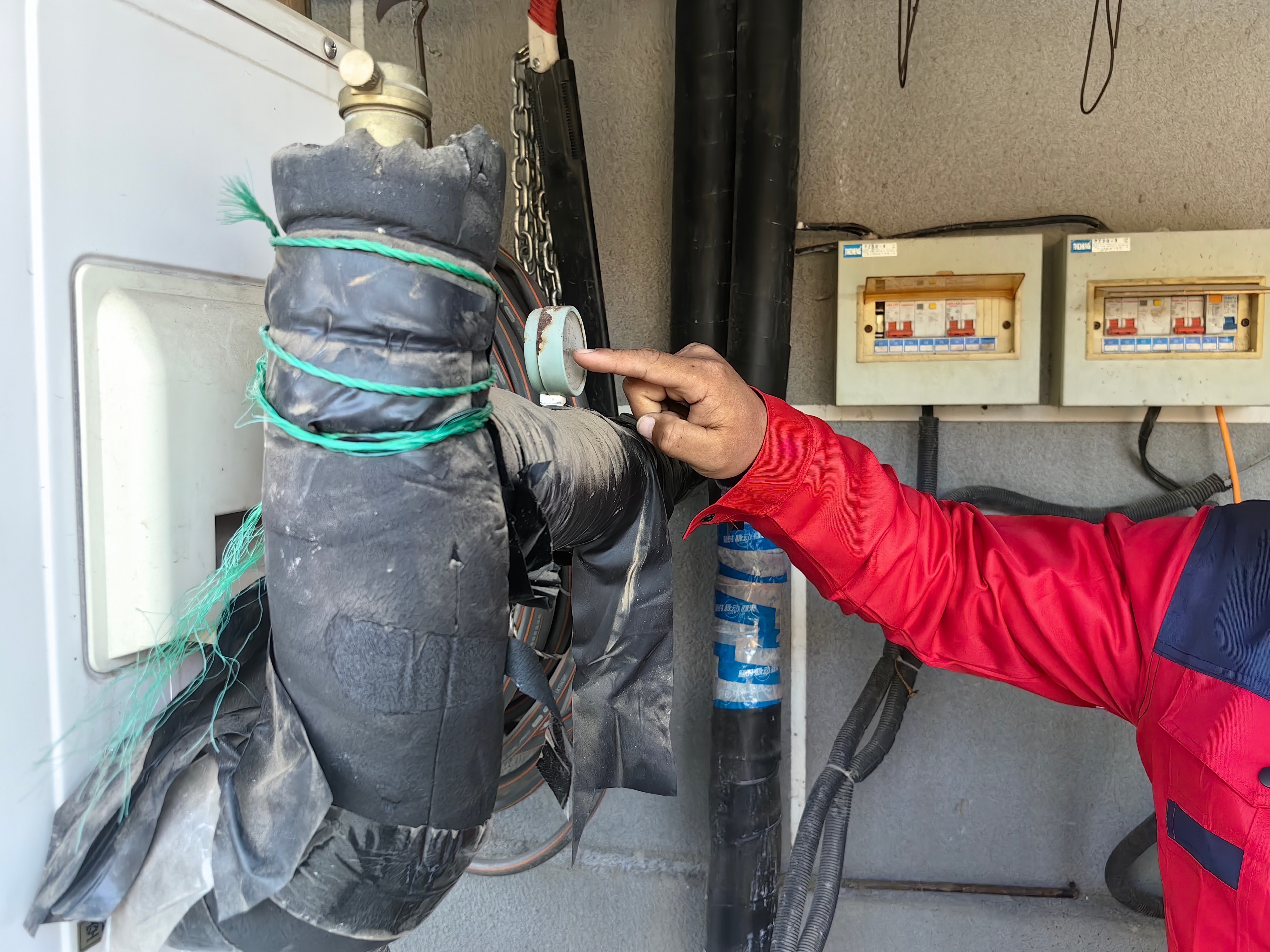 确保群众温暖过冬!延寿镇开展“煤改电”设备巡检工作 确保群众温暖过冬!延寿镇开展“煤改电”设备巡检工作