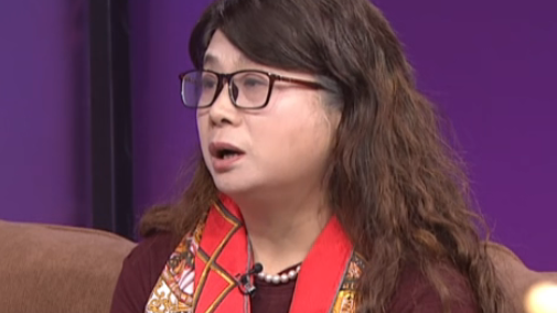 女嘉宾作诗赞美大一路