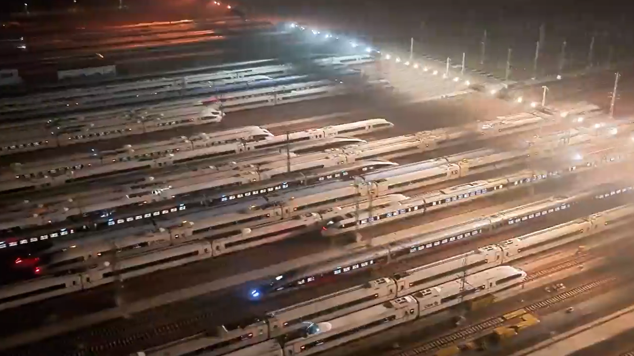 全国铁路今天预计发送旅客1793万人次 全国铁路今天预计发送旅客1793万人次