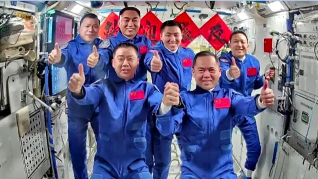 “太空交接”完成！神二十航天员11月5日返回地球