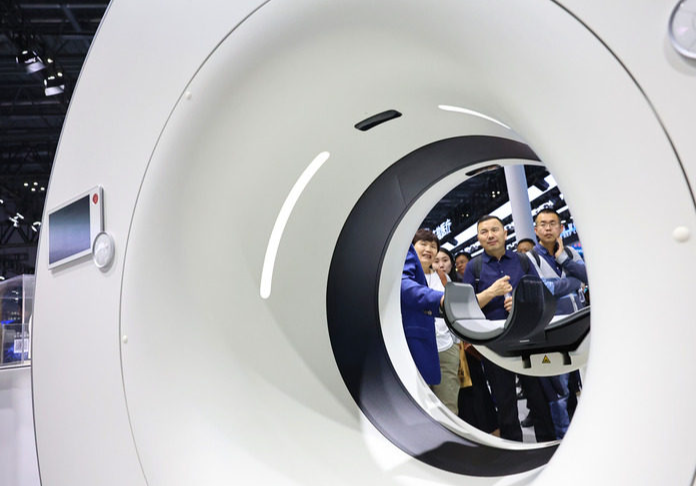 AI重塑产业生态 国产医疗器械加速突破 AI重塑产业生态 国产医疗器械加速突破