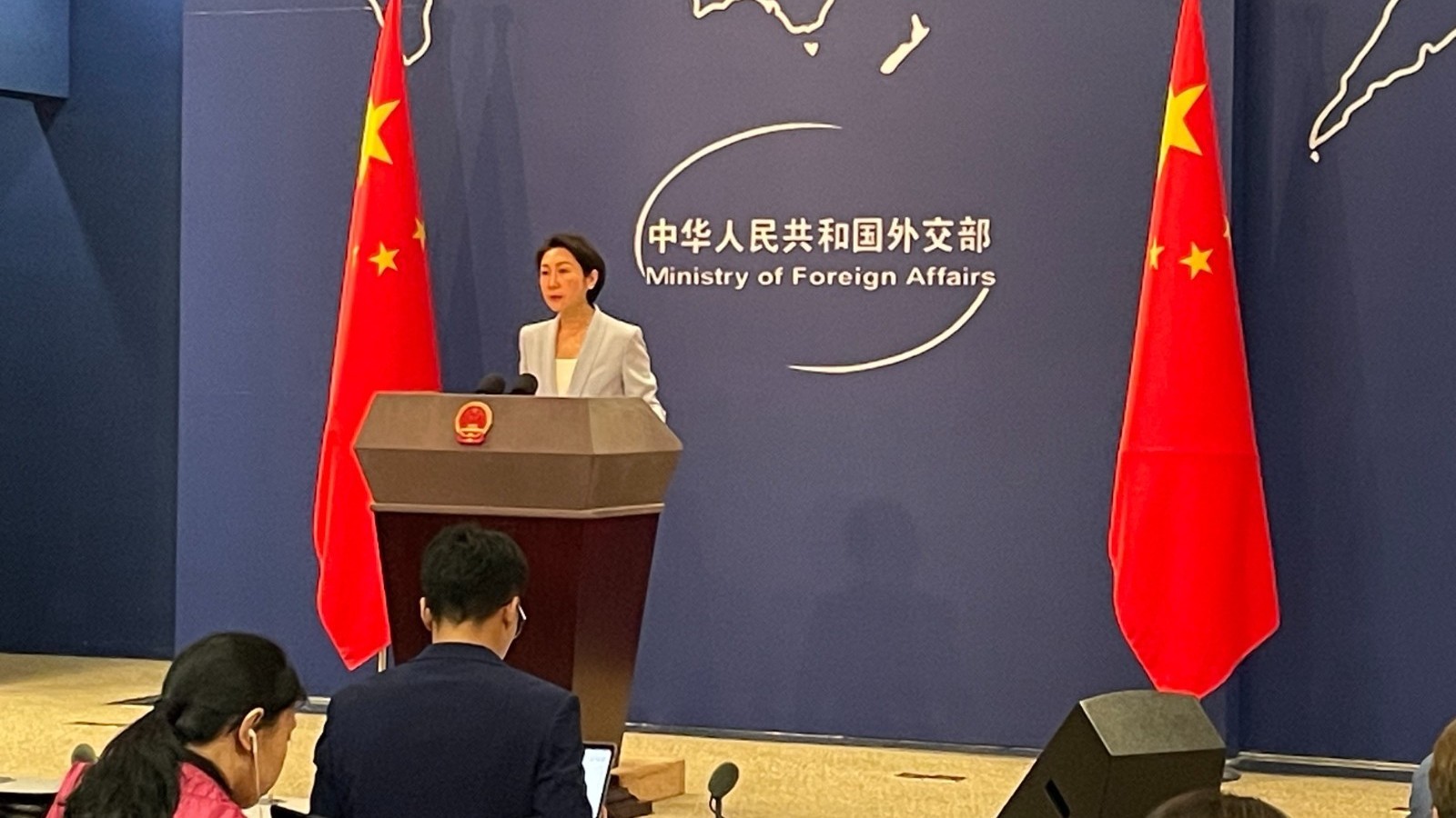 德国副总理访华 释放了怎样的信号？