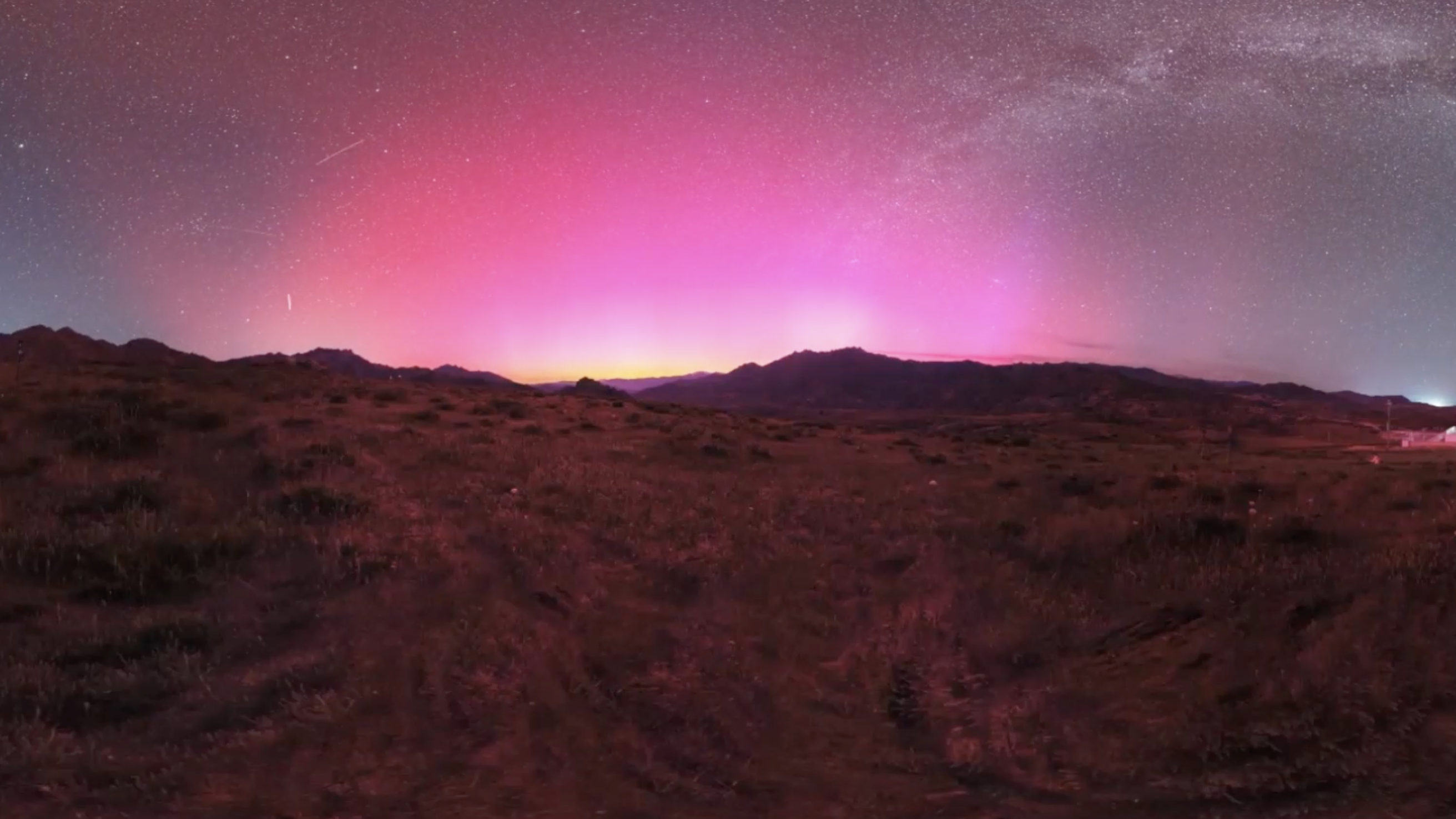 太空中的130°超大视野！风云卫星广角成像仪带你“追极光”！