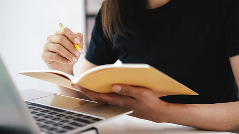 20余省份今举行公务员省考,年龄要求普遍放宽 20余省份今举行公务员省考,年龄要求普遍放宽