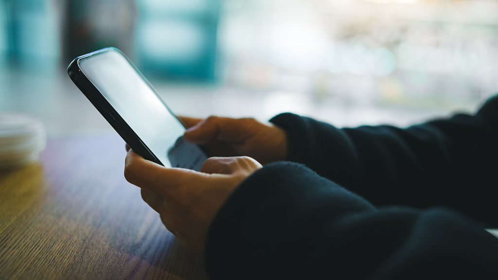 超过长视频，微短剧应用人均单日使用129分钟