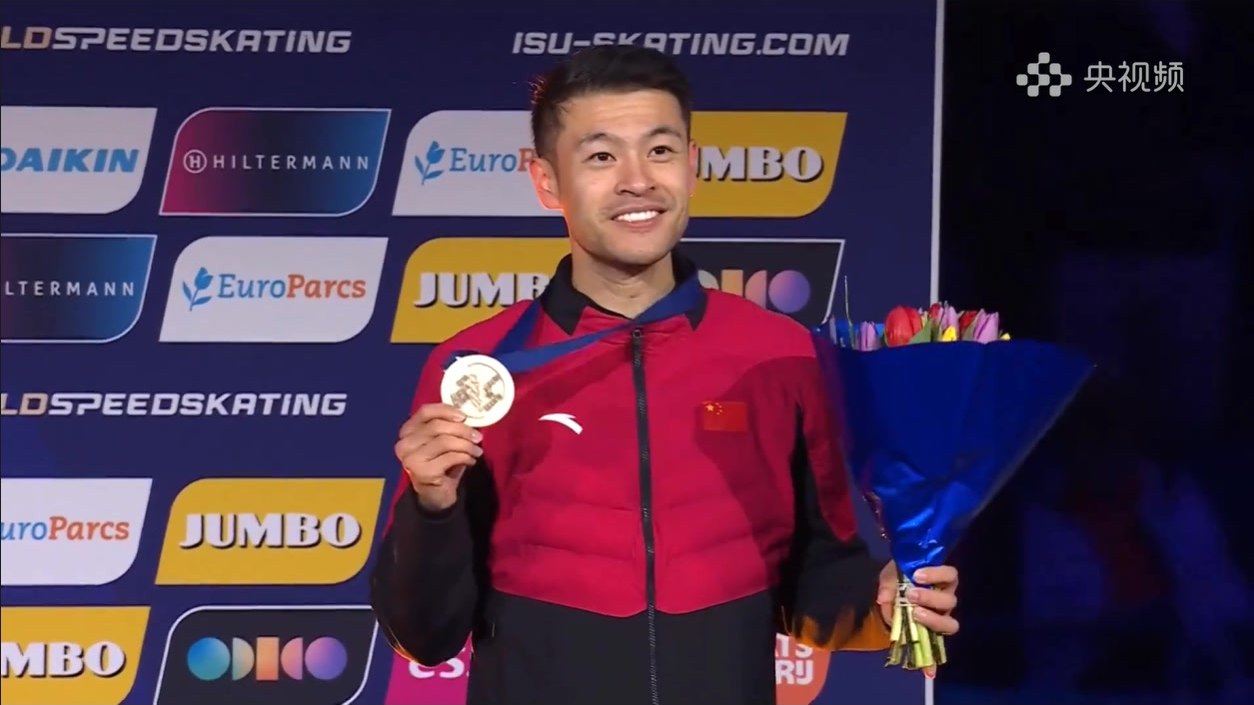 宁忠岩世锦赛夺铜 世界大赛赛场再次升起五星红旗