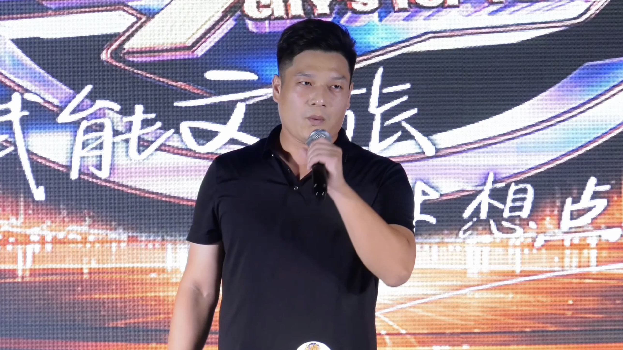 E022号选手潘高峰演唱《我爱你中国》