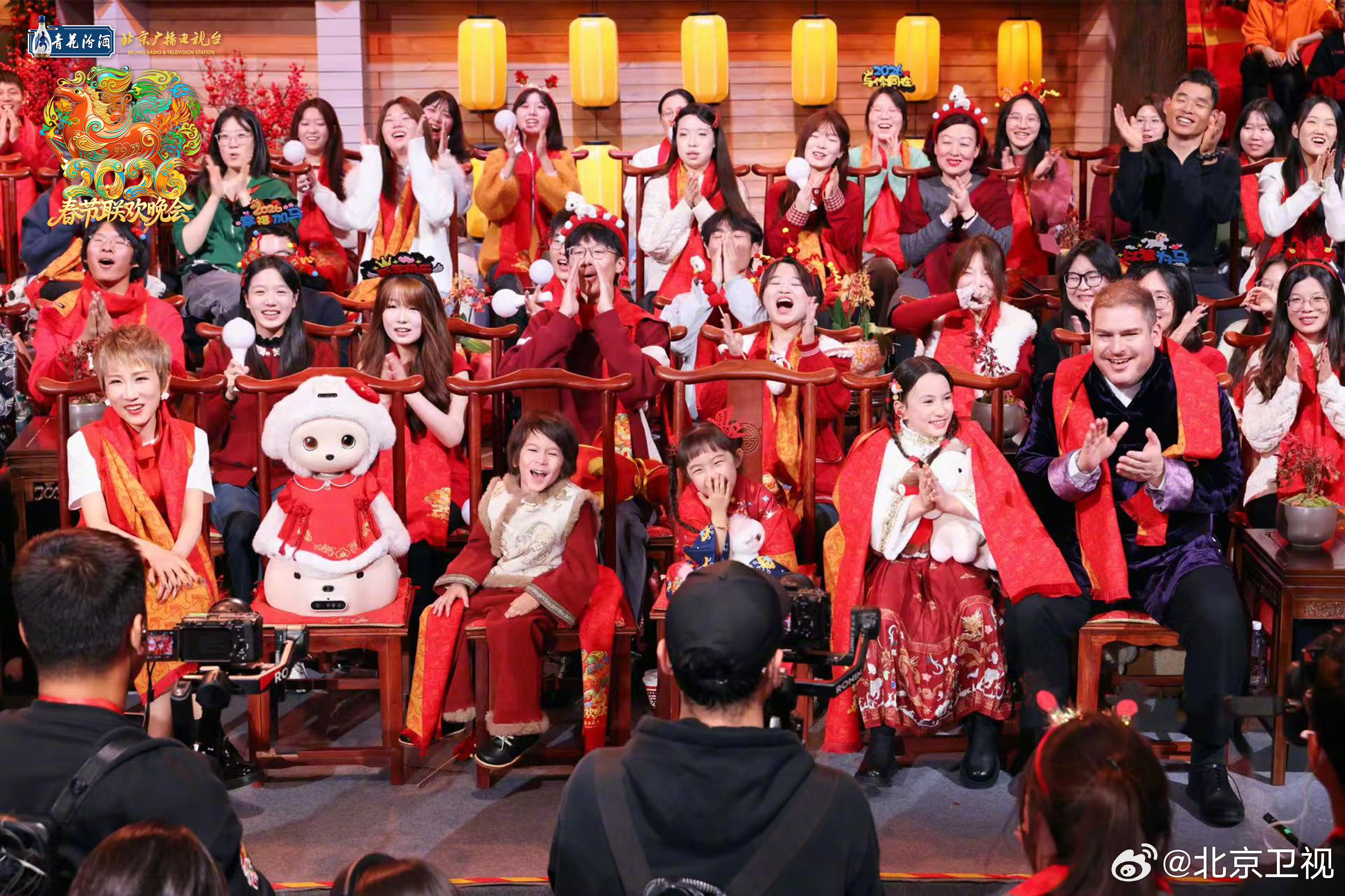 北京台春晚神马都好看 幸福开出花,欢乐传万家。 北京台春晚神马都好看 幸福开出花,欢乐传万家。