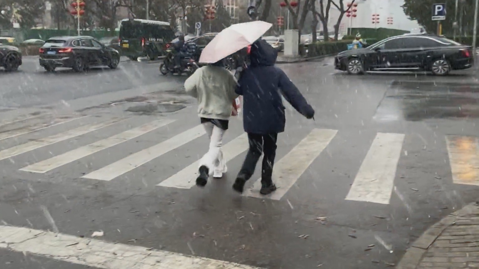 3月15日本市多地区出现雨雪天气