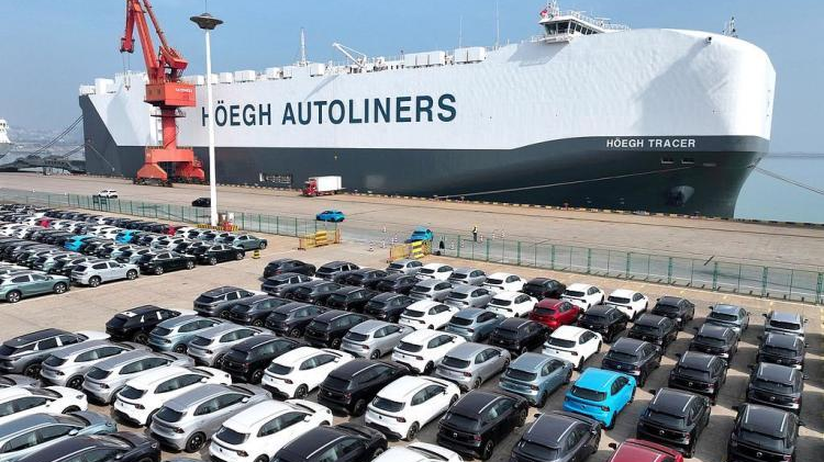 中国新能源车“圈粉”多国消费者