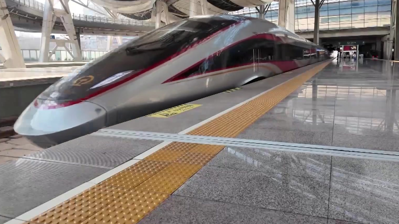 元旦火车票明天开售,记得预填信息→ 元旦火车票明天开售,记得预填信息→