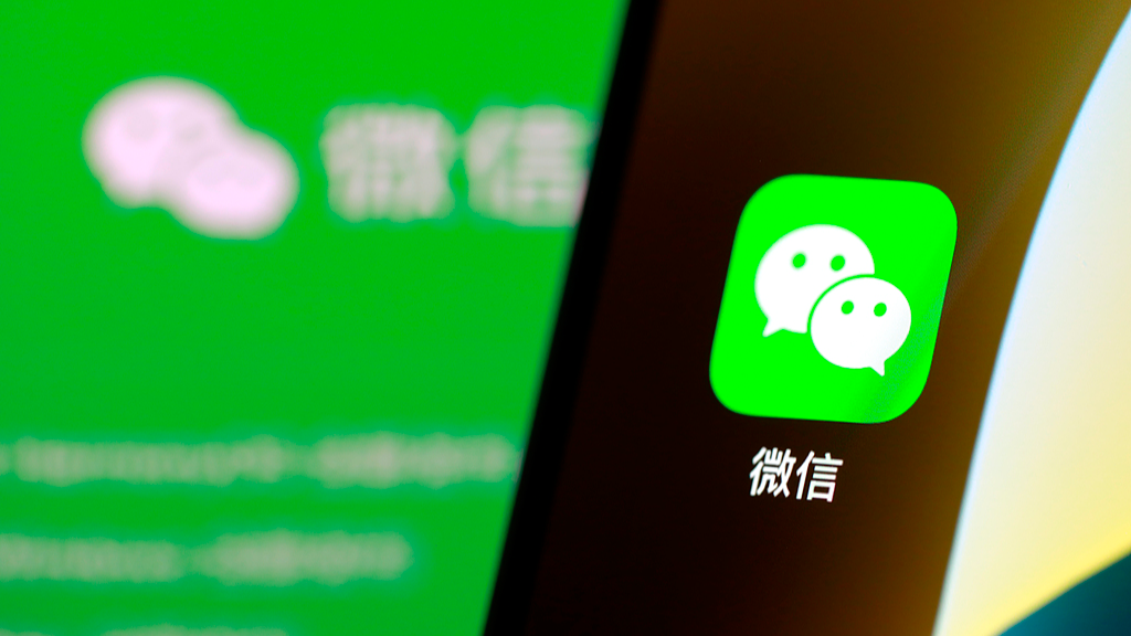 微信聊天反复出现“对方正在输入”,对方在干什么? 微信聊天反复出现“对方正在输入”,对方在干什么?