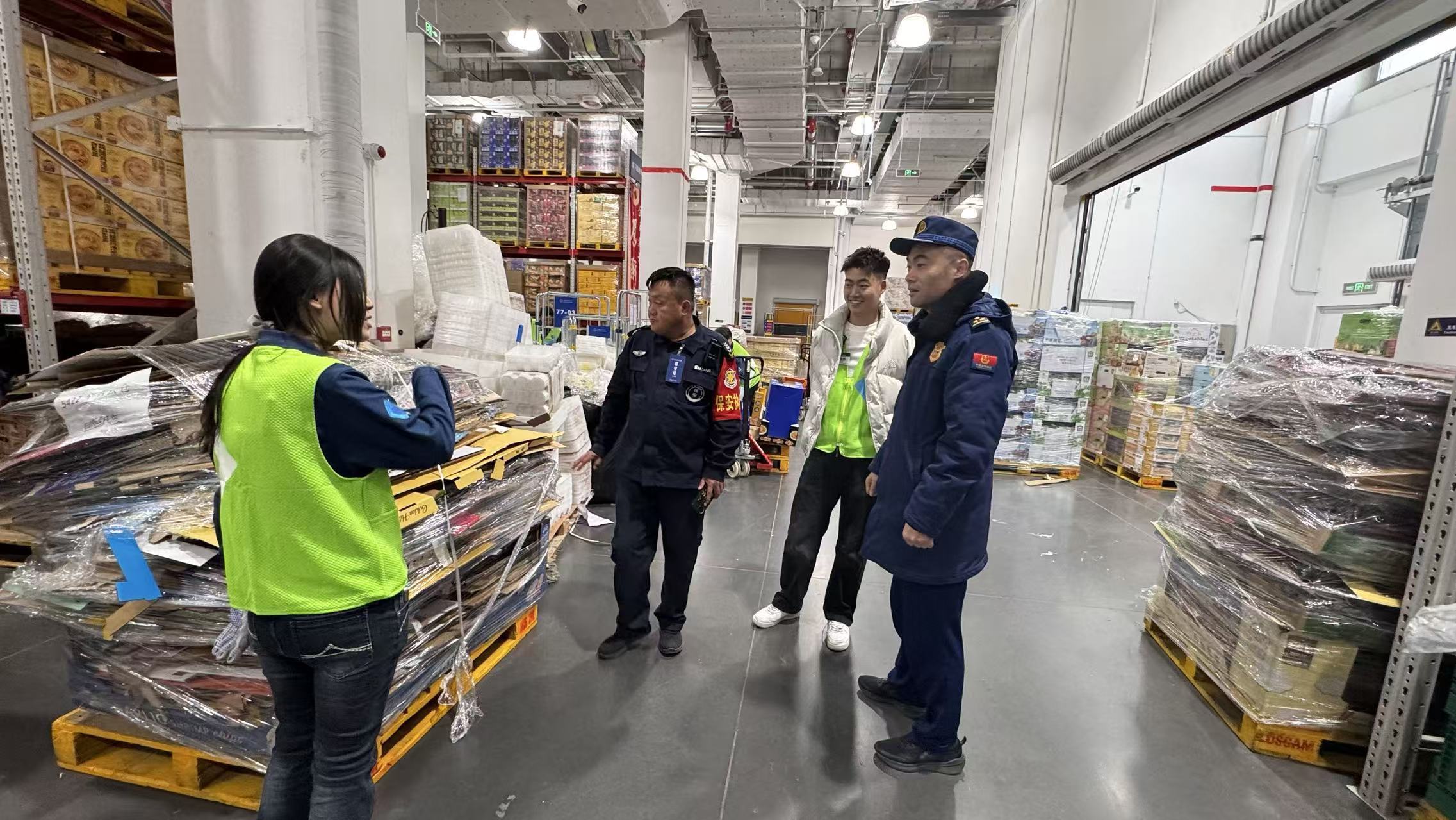 昌平消防走进大型商业综合体开展节前消防安全调研检查